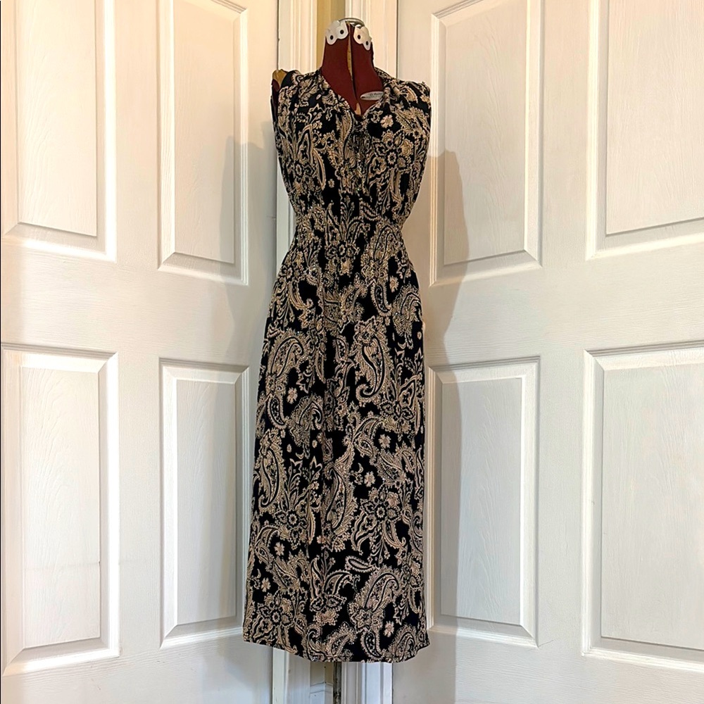 Black and Cream Paisley Sparkly Dress